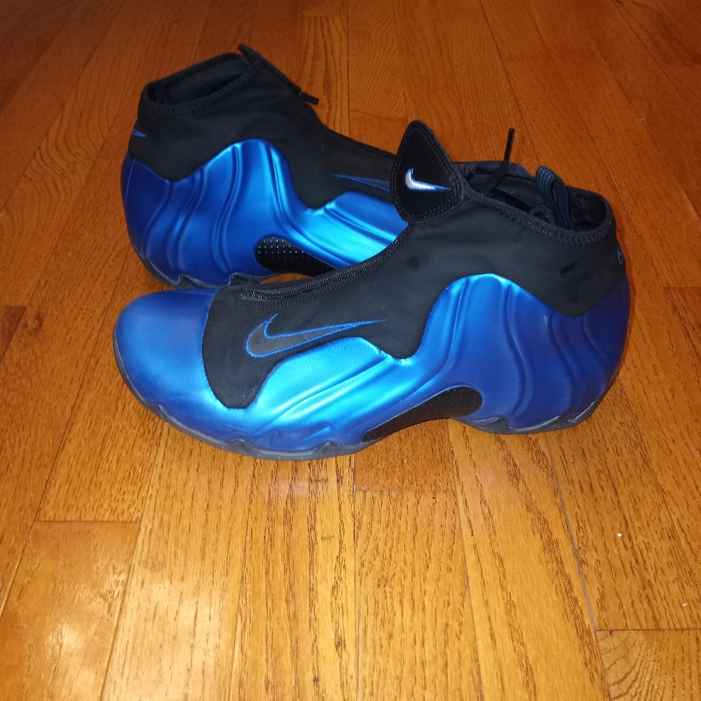 Gleaming Royal Blue Nike Foamposites!